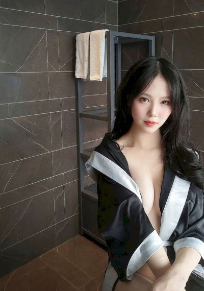 亚洲欧美综合区丁香五月小说_BD动漫在线观看