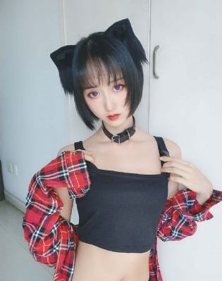 老师在办公室把我c到喷水小说_BD国语完整版观看